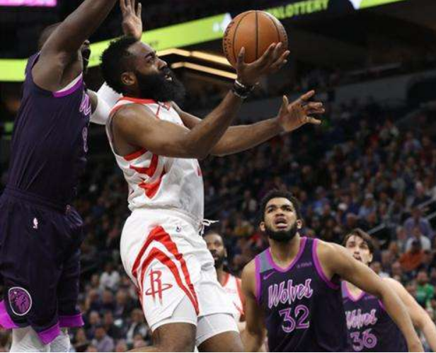 东海战狼队对阵瓯越朱雀队,游泳热身赛失利,内线统治篮板——黑马成最大惊喜(球胜狼vs鹰傲天) 东海战狼队对阵瓯越朱雀队,游泳热身赛失利,内线统治篮板——黑马成最大惊喜(球胜狼vs鹰傲天)