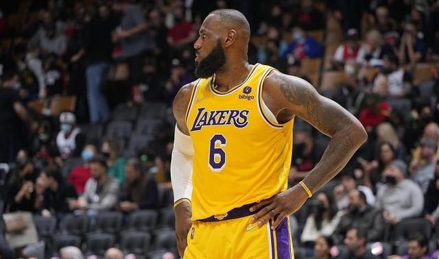 欧篮联赛前走向成谜，洛杉矶湖人内部沟通，球迷炸锅，心理建设被强调的简单介绍